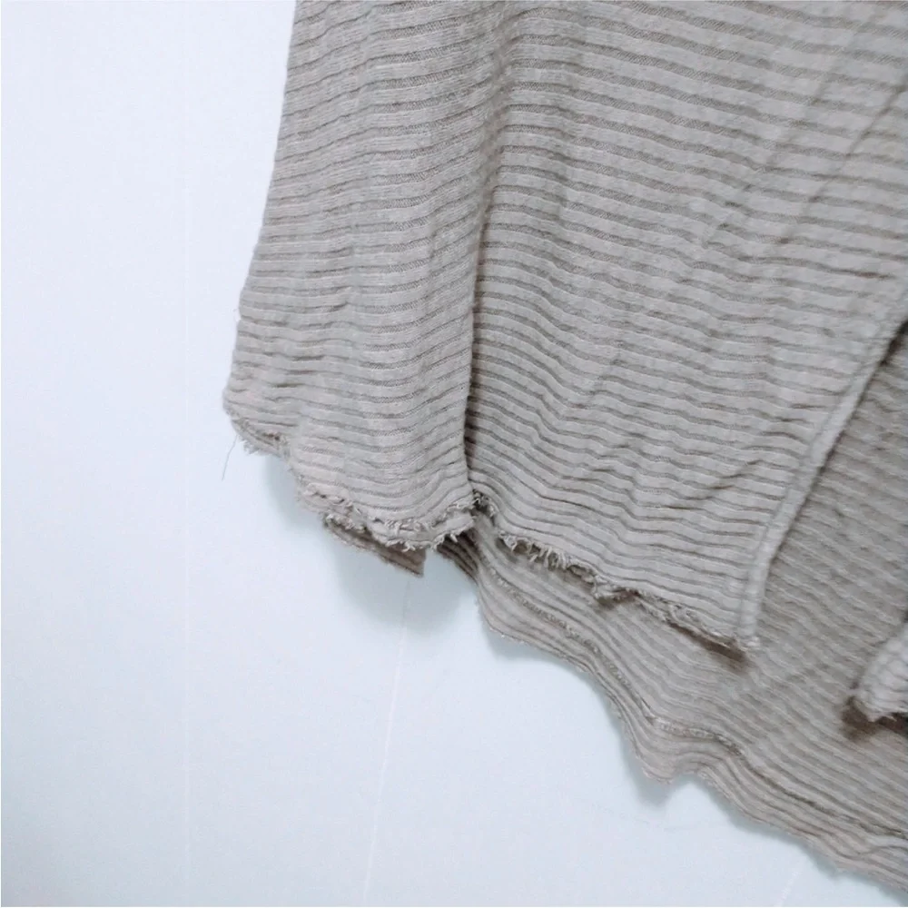 Free People We the Free lover rib back split pullover. Long sleeve ribbed raw